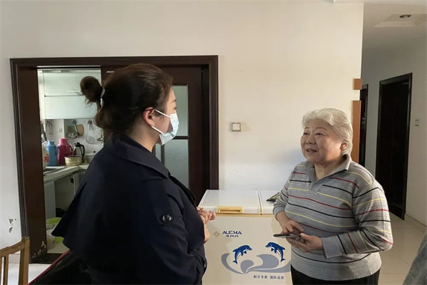 亮身份、担职责、作表率——望湖街道沁心湖社区“红色小管家”队伍力量彰显记